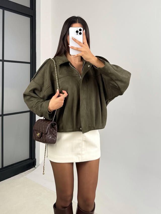 Khaki bunda 𝒱𝑒𝓁𝓁𝓊𝓂